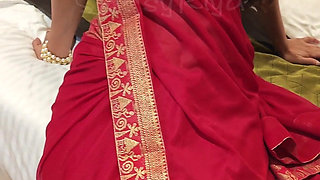 Sassy Riya Saare Close up Cleavage