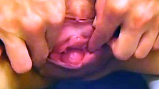 Gaping Pussy of an Asian Amateur Girl